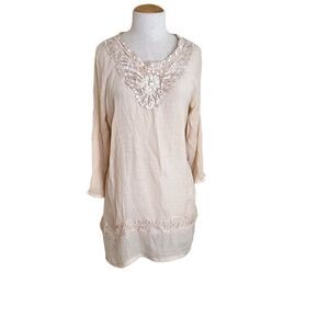 Beautiful Cafton or blouse. 